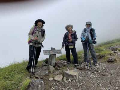ザラ峠に到着 