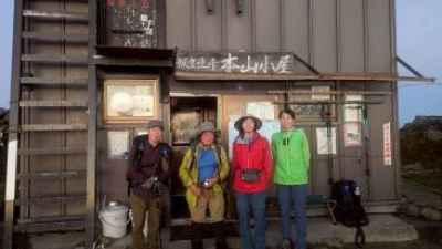 本山小屋(1日目泊)にて