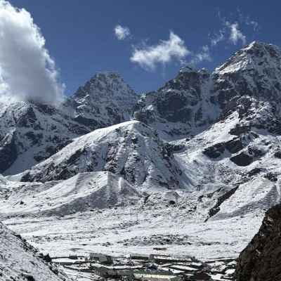 チョラパスを越えてタンナへ