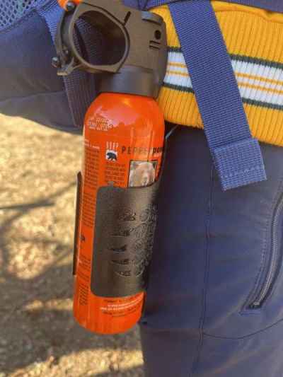 熊スプレー発射練習をしてから携行&nbsp;