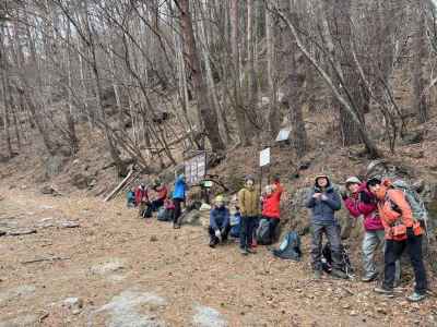 矢立石まで下り休憩&nbsp;