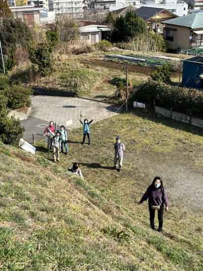 坂下張出の上から下を見る